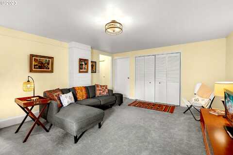 Canyon, PORTLAND, OR 97225