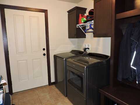 Scott, OMRO, WI 54963