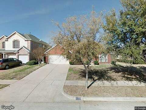 Laura, GRAND PRAIRIE, TX 75052