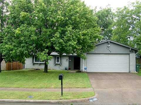 Natches, ARLINGTON, TX 76014