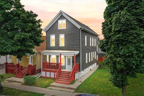 Maple, MILWAUKEE, WI 53204
