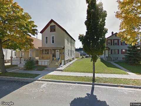 Maple, MILWAUKEE, WI 53204