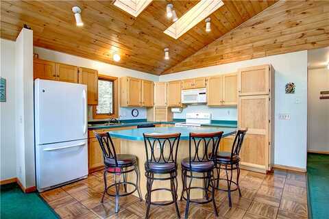 Ewig, HAYWARD, WI 54843