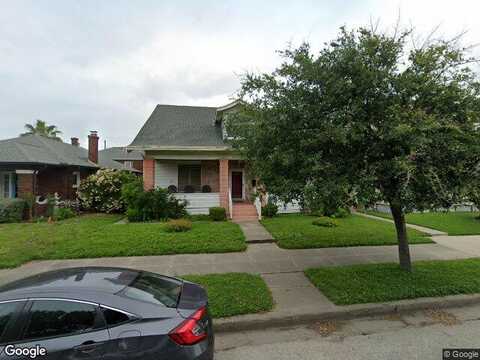 Avenue R 1/2, GALVESTON, TX 77550
