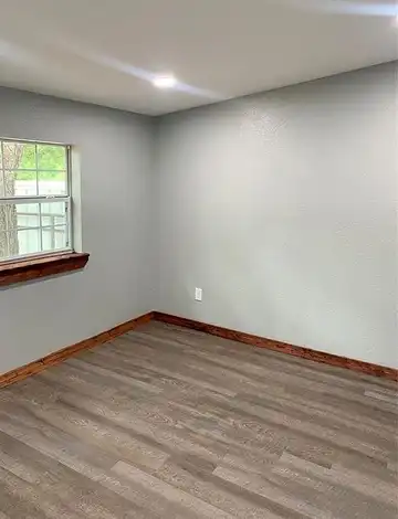 East, GRAHAM, TX 76450