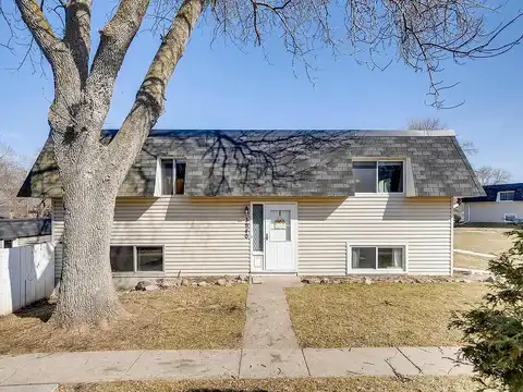 Upper 75Th, INVER GROVE HEIGHTS, MN 55076