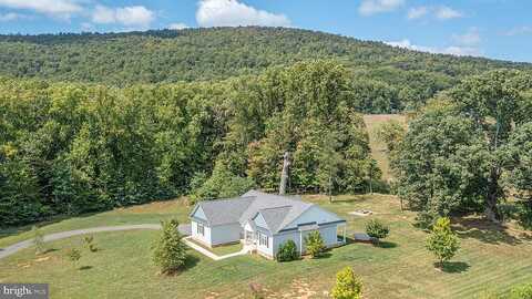 Paris Breeze, HILLSBORO, VA 20132