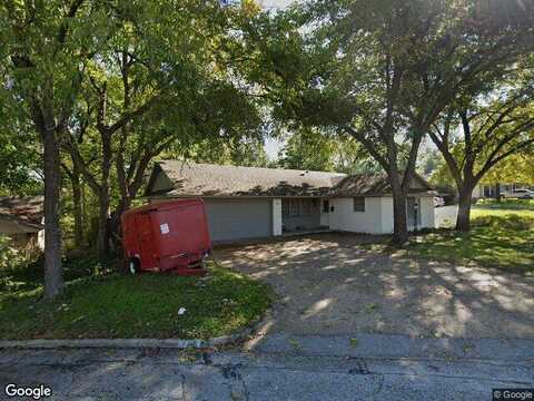 4Th, GRAND PRAIRIE, TX 75050