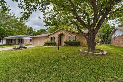 Suzanne, BURLESON, TX 76028