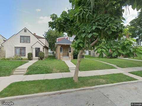 19Th, MILWAUKEE, WI 53209