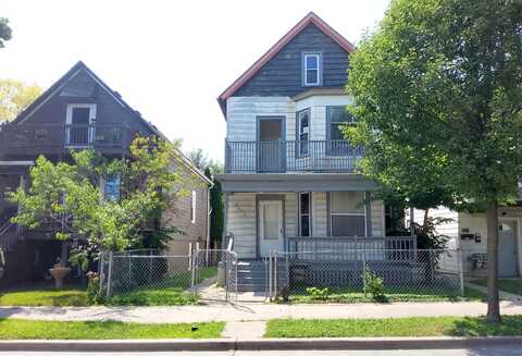 9Th, MILWAUKEE, WI 53215