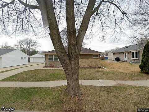 97Th, MILWAUKEE, WI 53227
