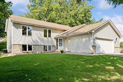 English, FARMINGTON, MN 55024