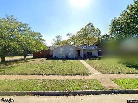 Warwick, GARLAND, TX 75044