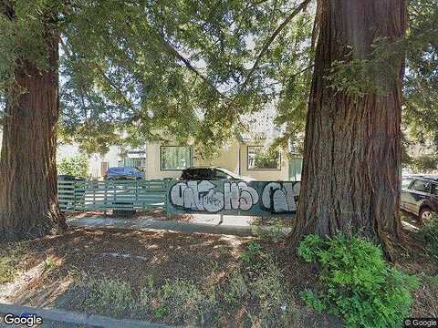 Hilyard, EUGENE, OR 97401