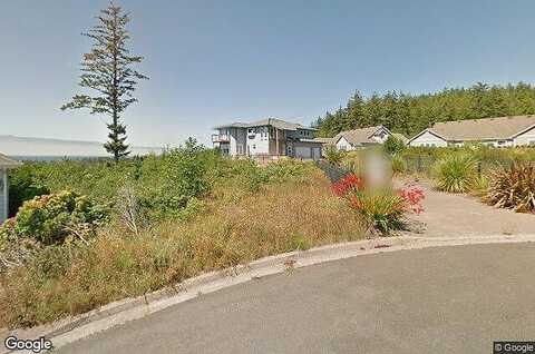 71St, NEWPORT, OR 97365