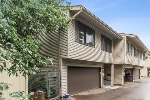 Pleasant, HASTINGS, MN 55033