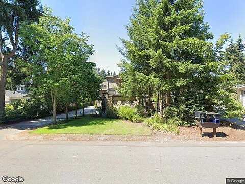 78Th, MEDINA, WA 98039