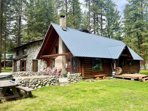 Chiwawa Lodge, LEAVENWORTH, WA 98826
