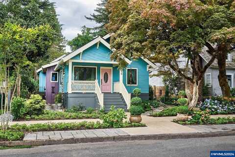 Sherman, NEWBERG, OR 97132