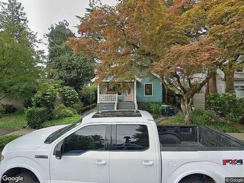 Sherman, NEWBERG, OR 97132