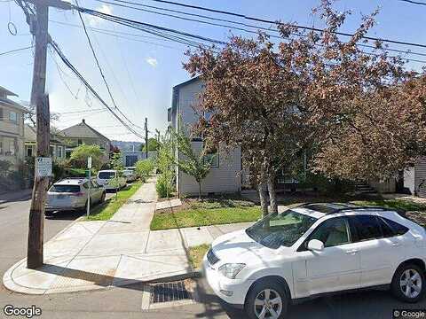13Th, PORTLAND, OR 97202