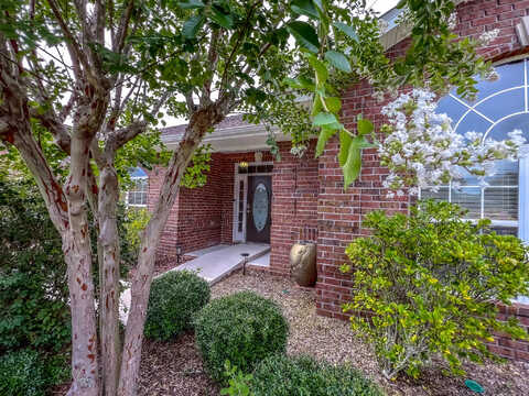 Cleo, CRESTVIEW, FL 32536