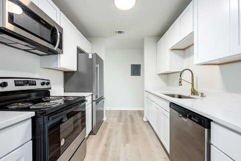 Meadow, FORT WALTON BEACH, FL 32547