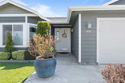 Rocky, QUINCY, WA 98848