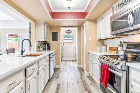 Mesquite, PLANO, TX 75023