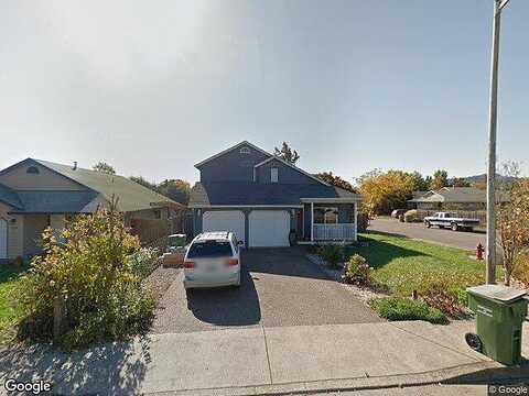 11Th, DUNDEE, OR 97115