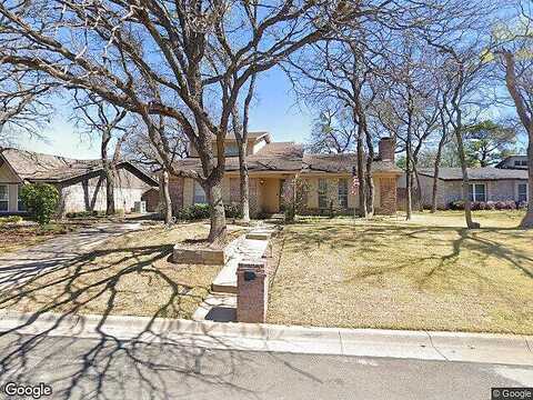 Lieschen, ARLINGTON, TX 76012