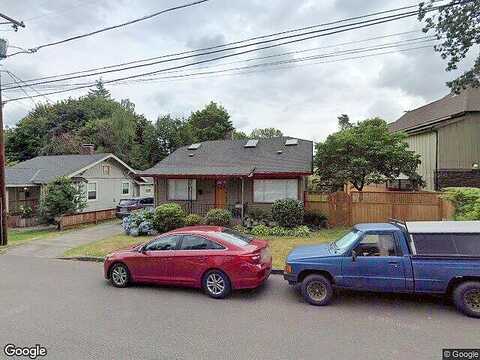 Holly, WEST LINN, OR 97068