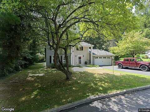 Bradley, HUMMELSTOWN, PA 17036