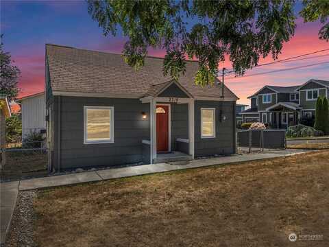 58Th, TACOMA, WA 98422