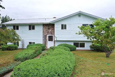 Antonie, EATONVILLE, WA 98328