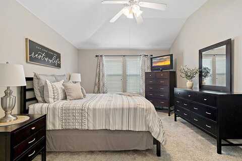 Warren, FORNEY, TX 75126