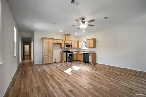 Leyte, PENSACOLA, FL 32507
