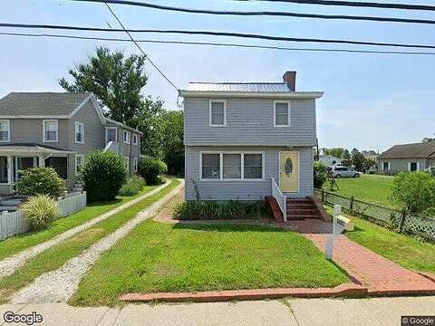 Main, CHINCOTEAGUE ISLAND, VA 23336