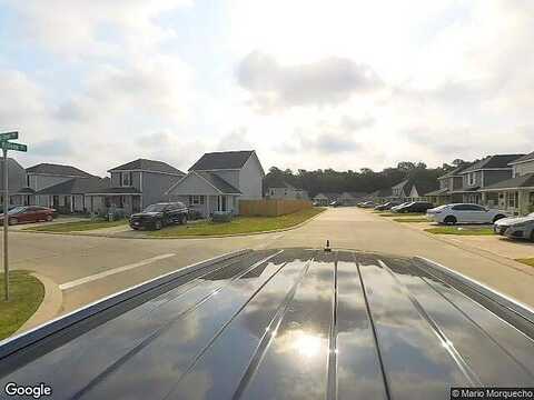 Colleen, CONROE, TX 77306