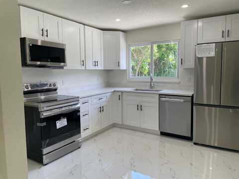 Gardenia, LAKE WORTH, FL 33461
