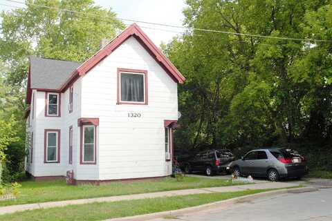 Maple, RACINE, WI 53404