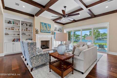 Roscoe, PONTE VEDRA BEACH, FL 32082