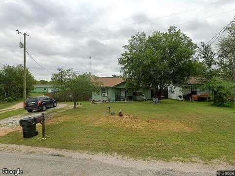 River Oaks, KINGSLAND, TX 78639