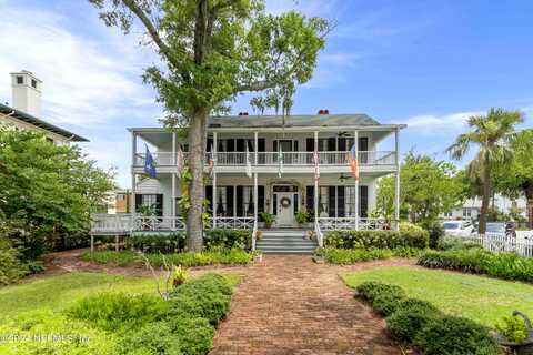 Centre, FERNANDINA BEACH, FL 32034