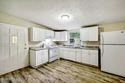 Kitty, JACKSONVILLE, FL 32246