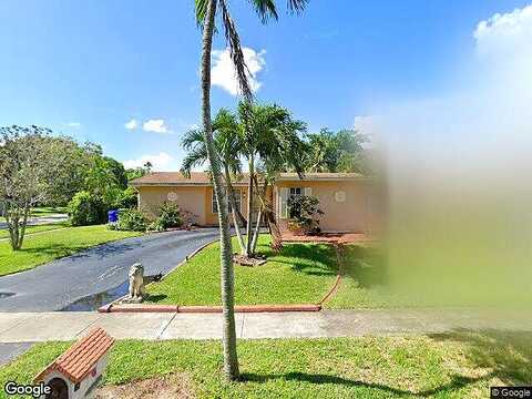 10Th, PEMBROKE PINES, FL 33024