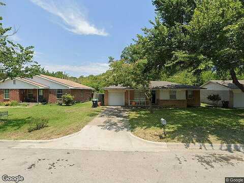 Manhattan, DENTON, TX 76209