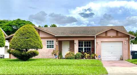 19Th, NORTH LAUDERDALE, FL 33068