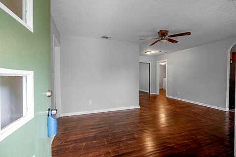 2Nd, NICEVILLE, FL 32578